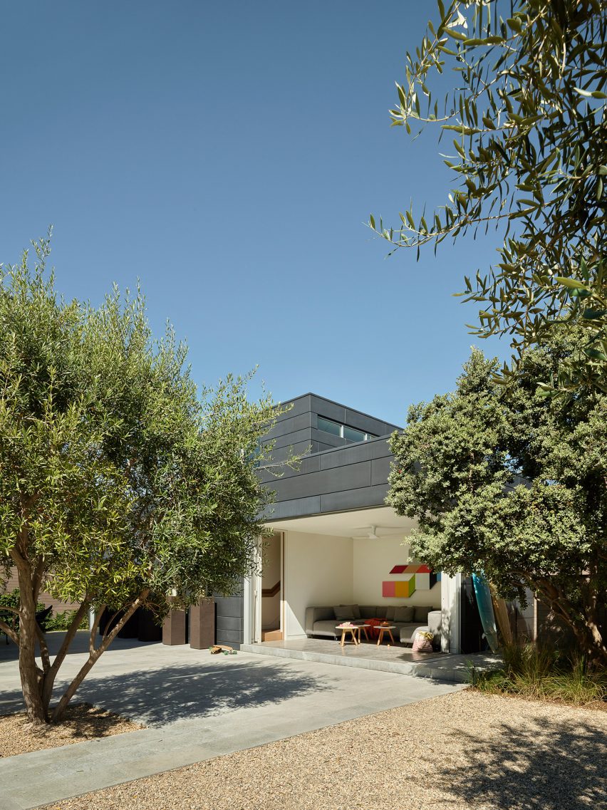 Santa Monica Modern House by Walker Warner Architects