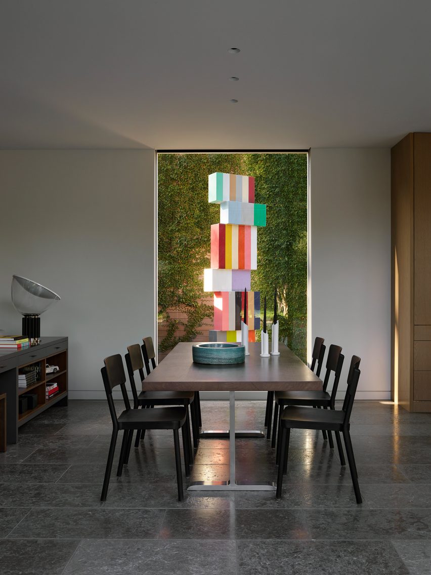 Santa Monica Modern House by Walker Warner Architects
