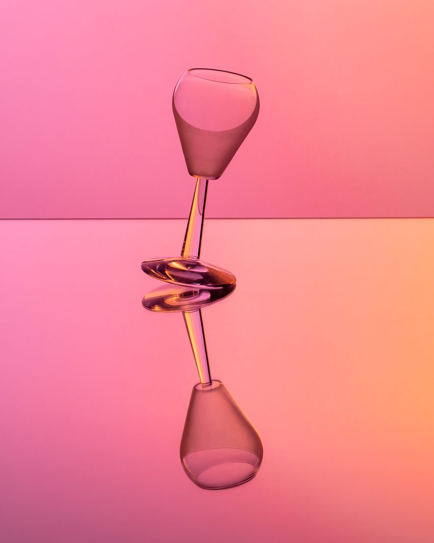 Bizarrerie délirante, A Tribute to Sophie Taeuber-Arp by Luna Deleani & Zorana Mitrovic