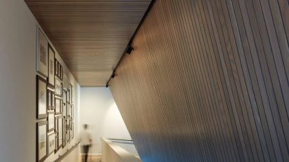 Winnipeg house by 5468796 Architecture