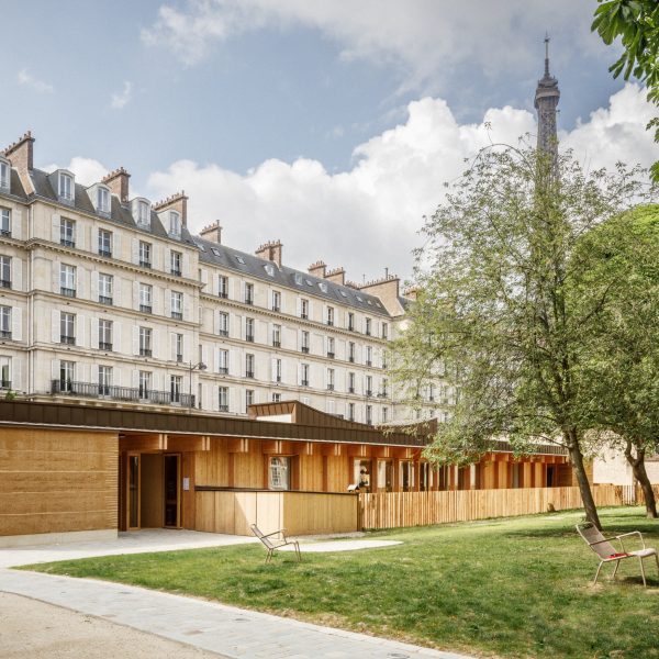 Nursery in Alma Palace by Atelier Régis Roudil Architectes