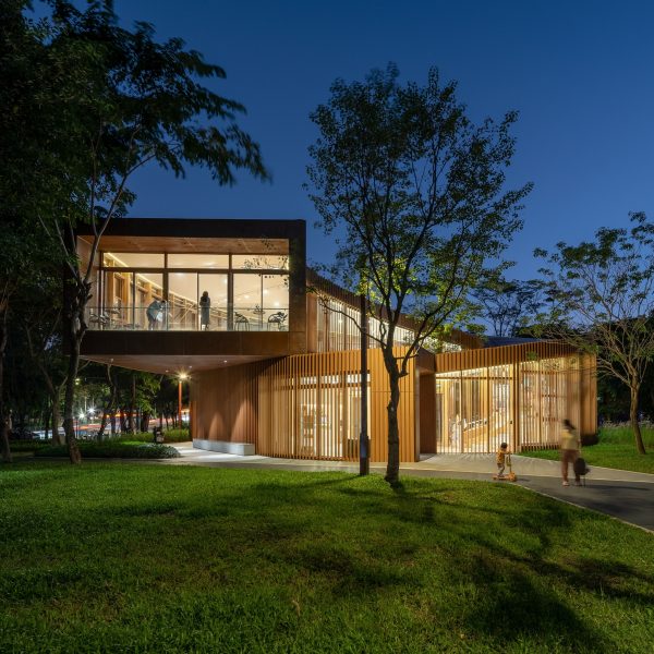Serpentine Bookhouse by Atelier XI
