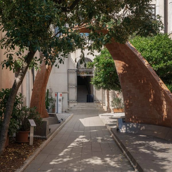 Photo of Princeton University's Angelus Novus Vault brick arch in Venice