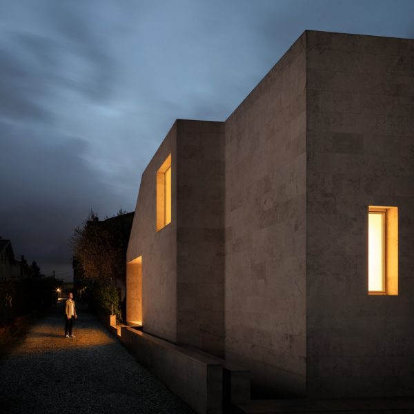 Stonehouse by Michela Ekstrom Architettura