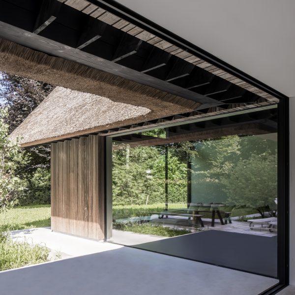 Villa VD by Britsom Philips Architects