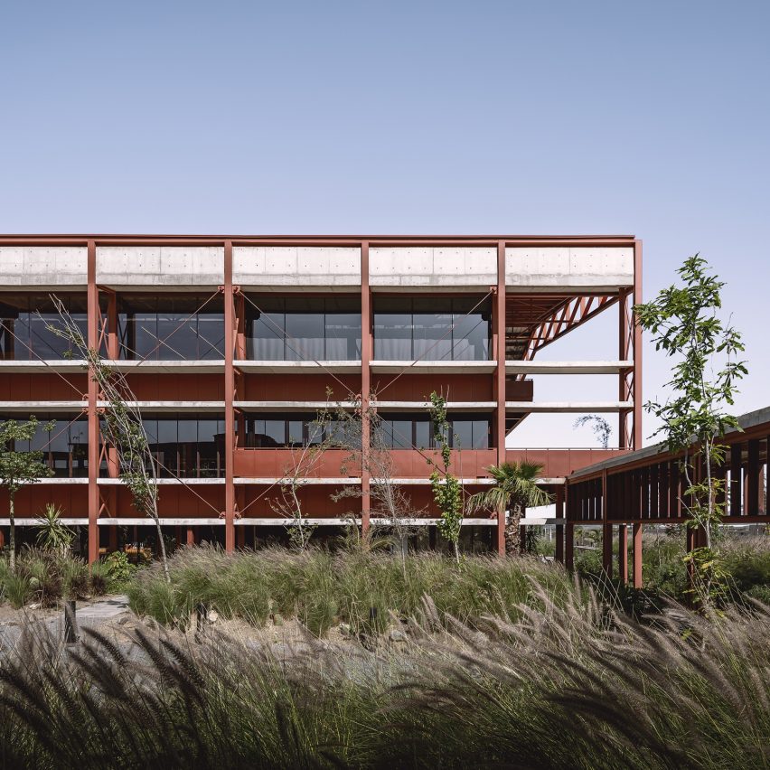 Campus Betterware Guadalajara CBG by Estudio MMX