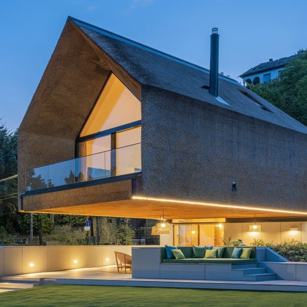 Summer House by RAPA by RAPA architects