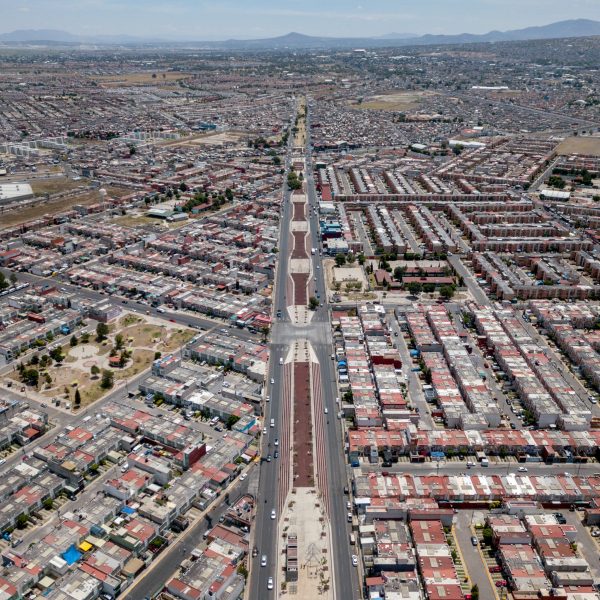 Héroes de Tecamac rambla by Taller Capital