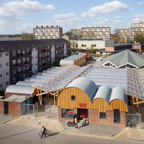 Angel Yard by Jan Kattein Architects