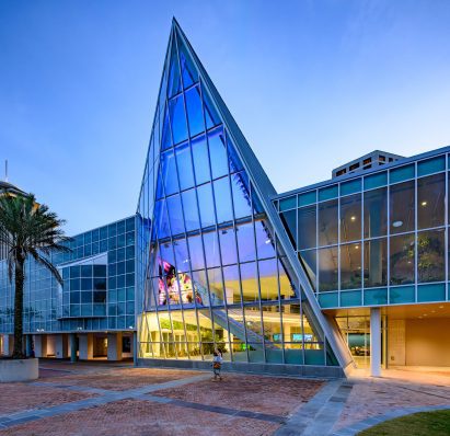 Triangular entrance volume at insectarium
