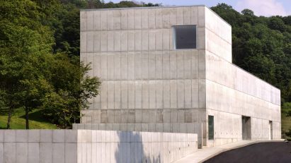 Concrete minimalist building in New York