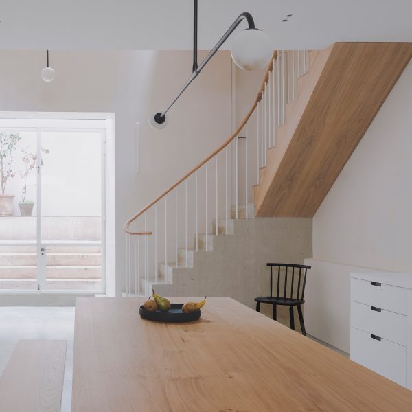 Chelsea Mews House in London by Bindloss Dawes