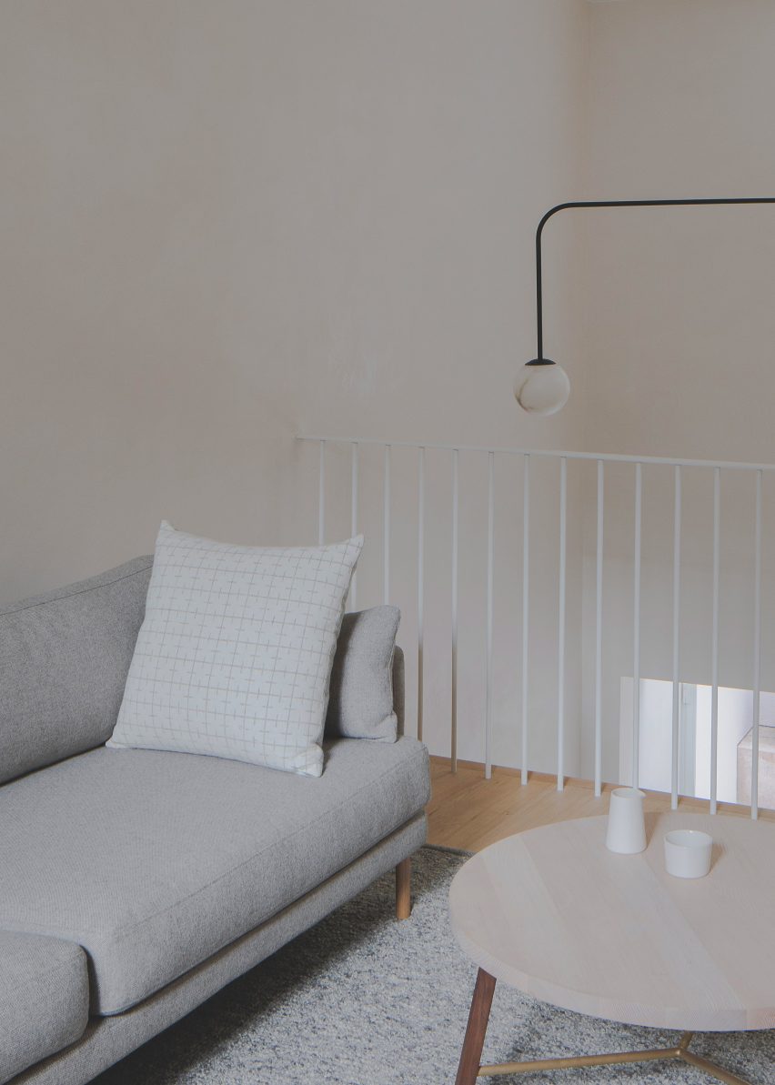 Chelsea Mews House in London by Bindloss Dawes
