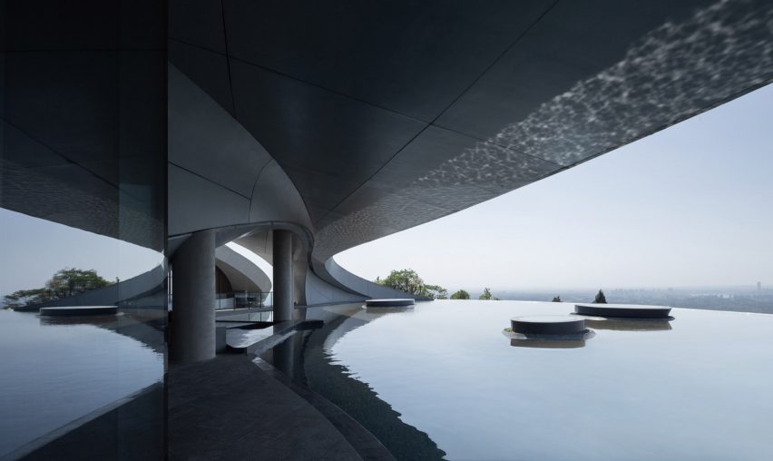 Longquan Mountain Observatory by Büro Ziyu Zhuang