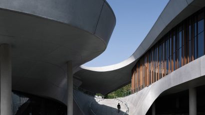 Longquan Mountain Observatory by Büro Ziyu Zhuang
