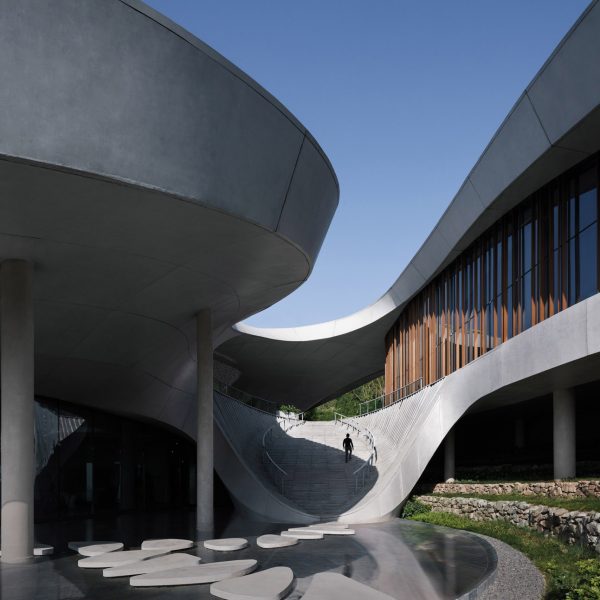 Longquan Mountain Observatory by Büro Ziyu Zhuang