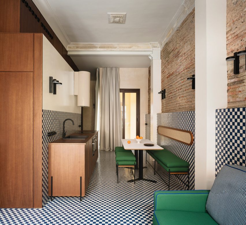 Casa Cabanyal in Valencia by Viruta Lab