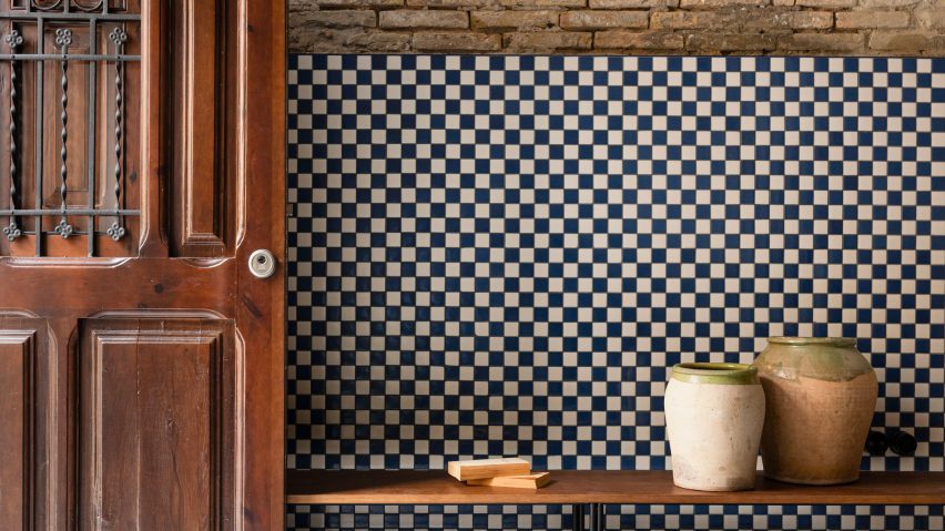 Casa Cabanyal in Valencia by Viruta Lab