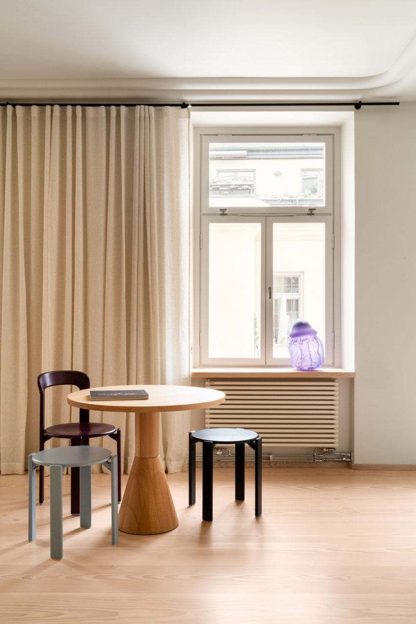 Dining room interior of Cloudy Outlines apartment by Note Design Studio