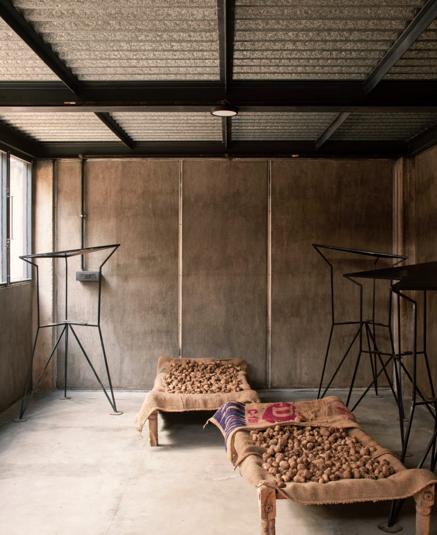 Farm 8 by Studio Array