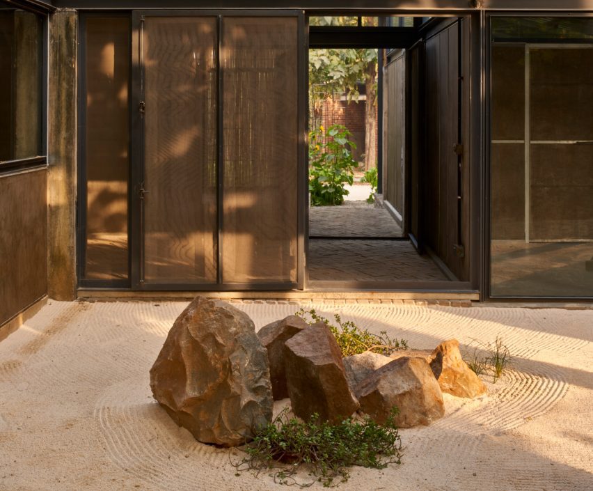Farm 8 by Studio Array
