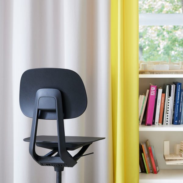 S1 Swivel Chair by ID AID