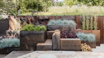 Garden Garage by Studio North