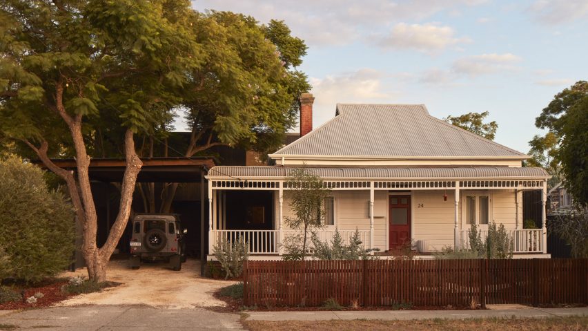 Exterior photo of Shadow House