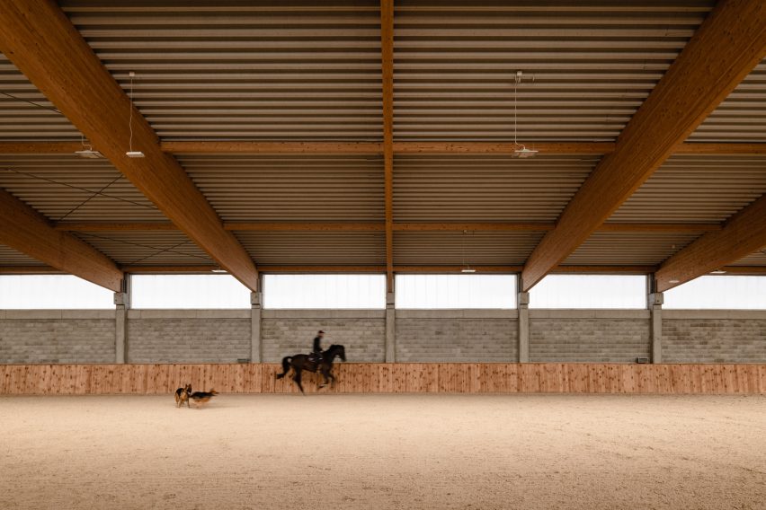 Interior of Horse House by Wiercinski Studio