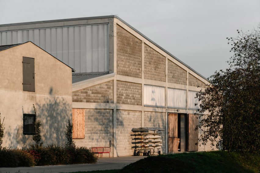 Exterior of Horse House by Wiercinski Studio