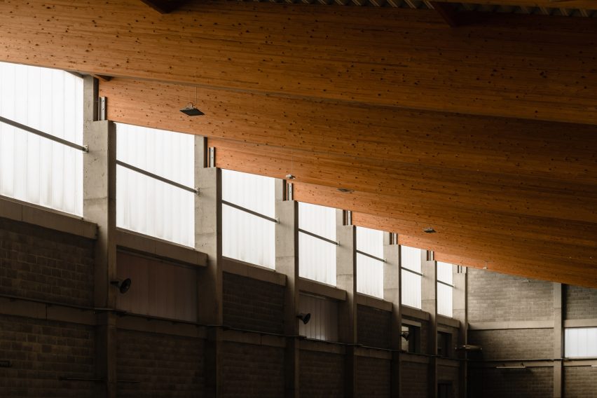 Interior of Horse House by Wiercinski Studio