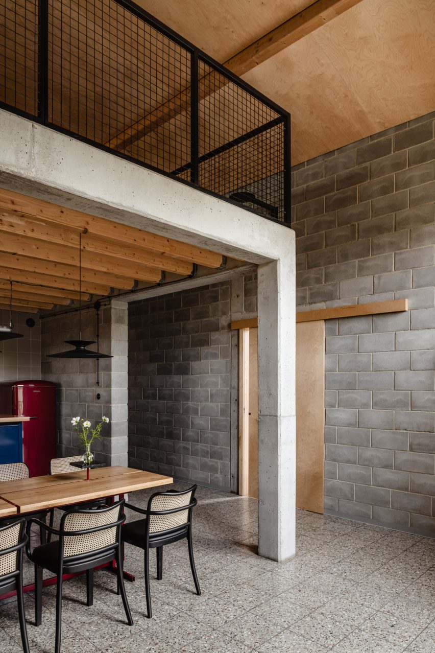 Interior of Horse House by Wiercinski Studio