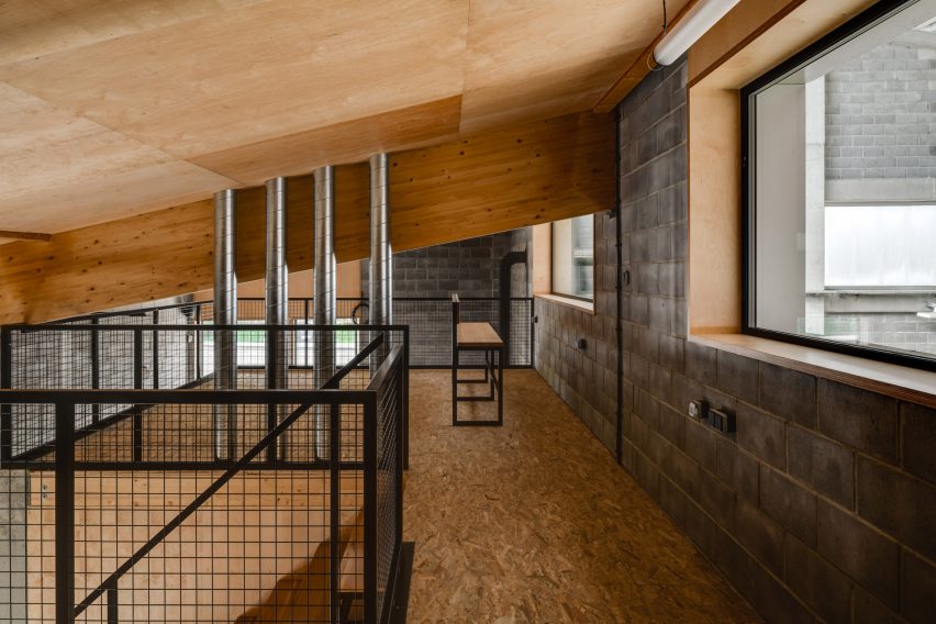 Interior of Horse House by Wiercinski Studio