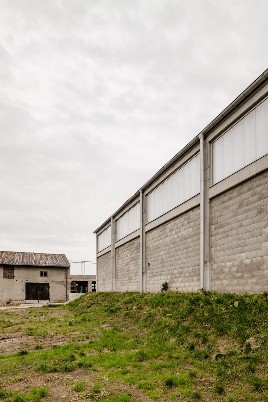 Exterior of Horse House by Wiercinski Studio