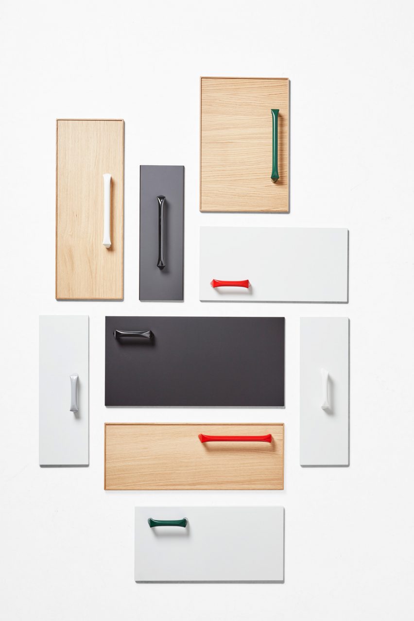Kink door handles by Martin Mogilski for Derlot