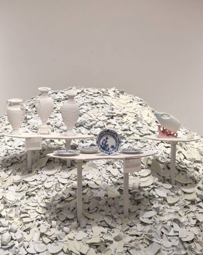 Installation including broken ceramics