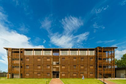 Housing block