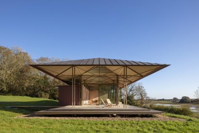 Exterior photo of Saltmarsh House by Niall McLaughlin Architects