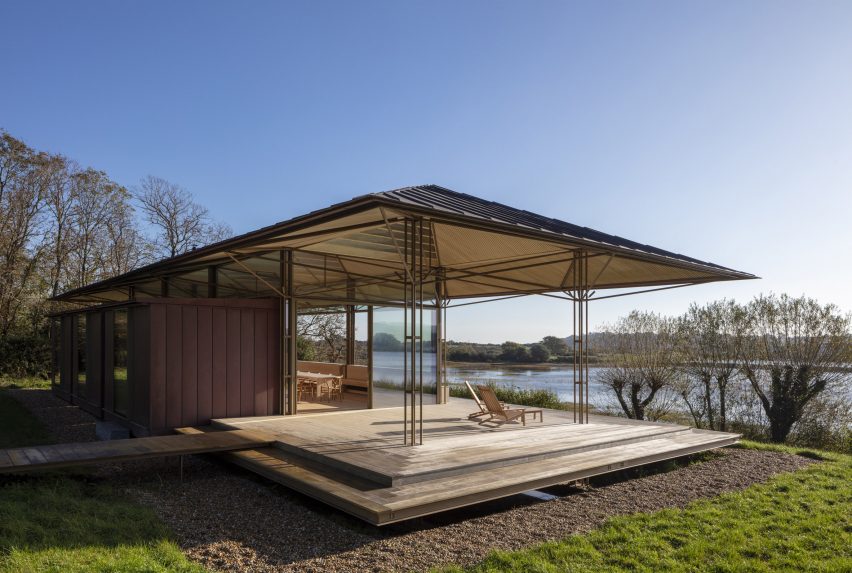 Saltmarsh House by Niall McLaughlin Architects