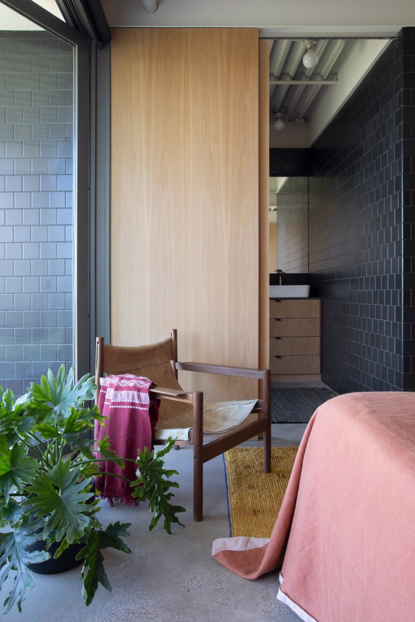 Olancha Drive by Anonymous Architects