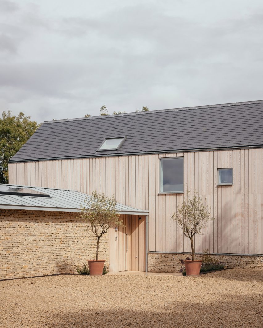 Photo of Cotswolds House