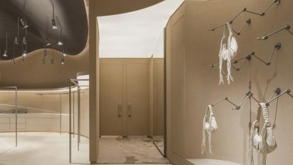Holzweiler chengdu store by Snohetta