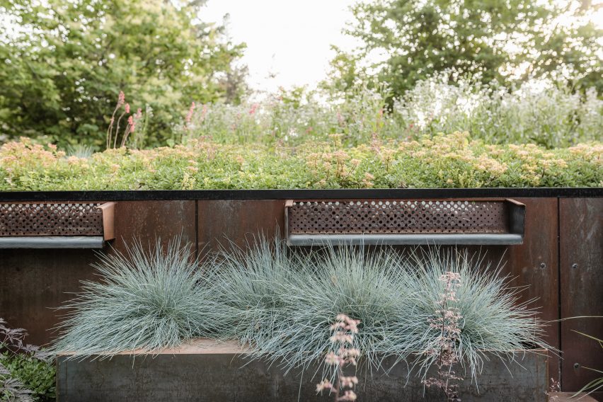 Garden Garage by Studio North