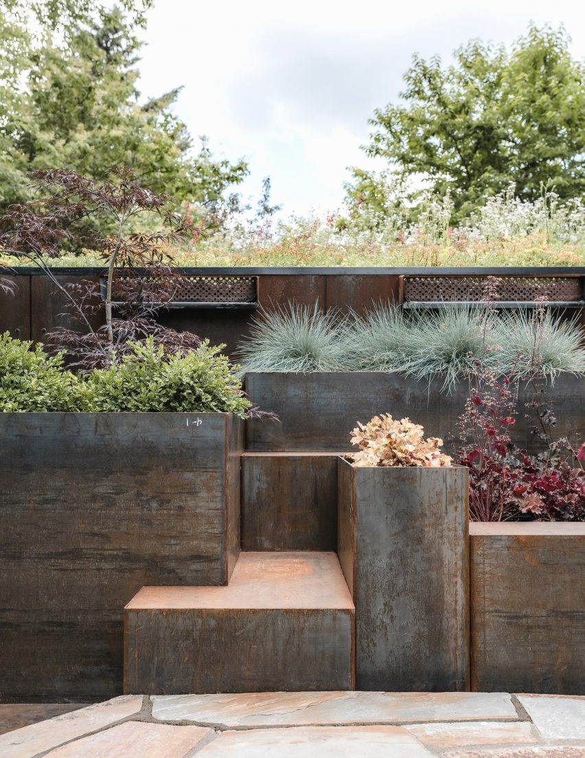 Garden Garage by Studio North