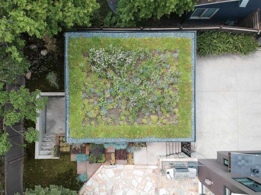 Garden Garage by Studio North