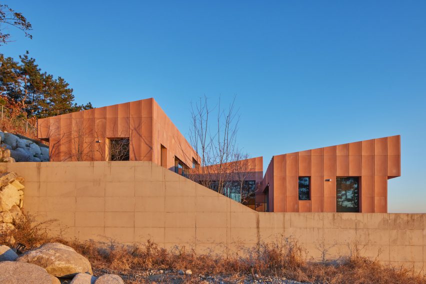 Seosaeng House by Studio Weave