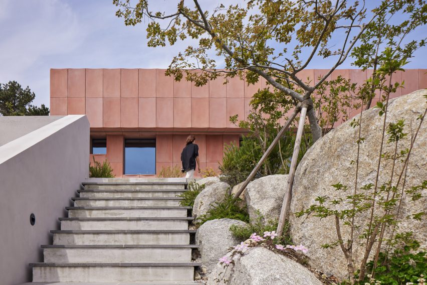 Seosaeng House by Studio Weave
