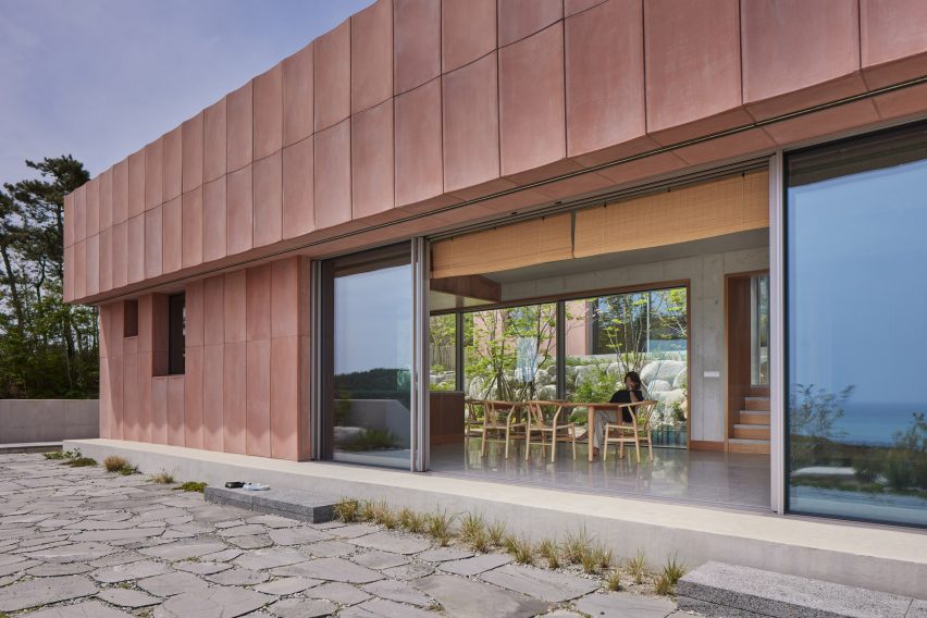 Seosaeng House by Studio Weave