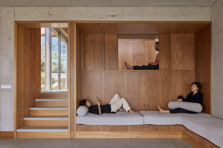 Seosaeng House by Studio Weave