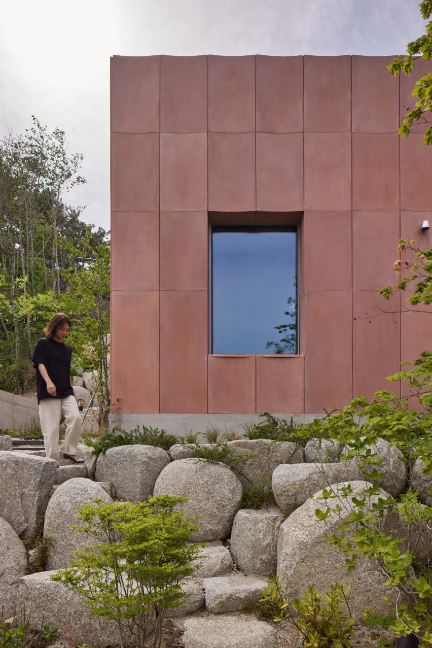 Seosaeng House by Studio Weave